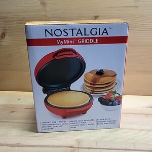 Nostalgia MyMini Griddle Red 5" Non-Stick Electric, Cooks Eggs & Pancakes